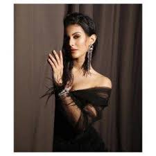Amyra dastur wiki, age, height, family, boyfriend, biography & more. Amyra Dastur Wiki Age Height Family Boyfriend Biography Paperblog