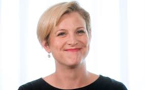 Aiemmin hän on kuulunut itävallan kansanpuolueeseen. Neos Meinl Reisinger Starts With Mistrust Advance