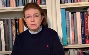 Κι ενώ οι καταγγελίες στον καλλιτεχνικό χώρο διαδέχονται. P0icsookq9jlim