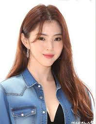 Han So Hee in Saree 😍