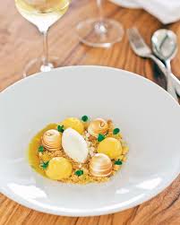 Colagreco S Tart Made With Menton S Famed Lemons Fresh And Dry Meringues Meringue Ice Cream Dessert Gastronomique Idee Recette Dessert Recette Gastronomique