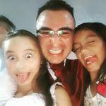 Daniel Combiths's Instagram, Twitter & Facebook