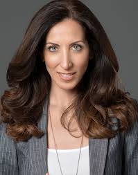 Lisa Costabile's Instagram, Twitter & Facebook