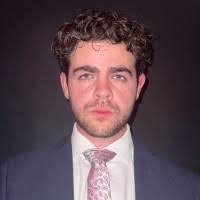 3700+ "Simón" profiles