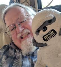 Do white walls in a darkroom cause fogging