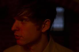 James Blake kommer på lynvisit