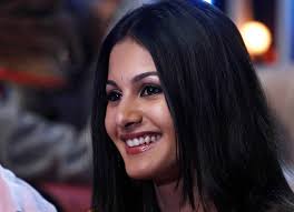 Amyra dastur made her acting debut in 2013 by playing the role of. Amyra Dastur Biography