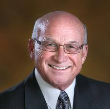 Roger Gragg's Instagram, Twitter & Facebook