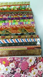 Namun corak pada facade ini ada juga seperti corak seni islam serba sedikit. Kertas Pembalut Hadiah Pelbagai Corak L L Excellent Trading Facebook