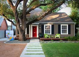 See more ideas about diy painting, house painting, painting tips. A Site Made Distinctive The Place Home Small House Exterior Paint House Paint Exterior Exterior Paint Colors For House