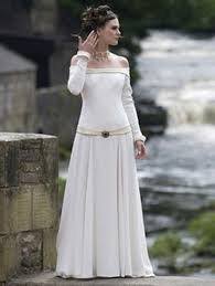 Pin By Casey Simpson On Fashion Dresses Skirts Irish Wedding Dresses Scottish Wedding Dresses Medieval Wedding Dress