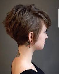 If you have naturally curly hair, a short style like this can actually make your hair appear bouncier and less weighed down. Straight Hair Short Hairstyles Girls Novocom Top