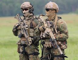 Das kommando spezialkräfte (ksk) bietet eine der interessantesten und vielseitigsten verwendungen der bundeswehr. Einsatzkraefte On Instagram Kommando Spezialkrafte Ksk Germany German Military Bundeswehr Bw Ksk Ko Bundeswehr Ksk Bundeswehr Bundeswehr Soldaten