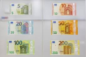 C'est quoi votre bonne résolution pour 2021 ? Video Des Nouveaux Billets De 100 Et 200 Euros En Circulation Ce Qui Change