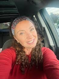 Annette Amaro's Instagram, Twitter & Facebook