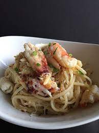 Spaghetti Aglio E Olio With Dungeness Crab Crab Pasta Recipes Crab Recipes Cooking Seafood