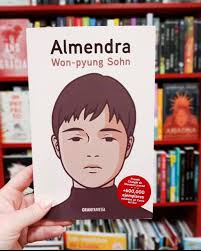 ALMENDRA” de WON-PYUNG SOHN 👉🏻 Recomendado por BTS es un éxito juvenil en  Corea del sur 🇰🇷 «Esta historia habla de un monstruo que se encuentra con  otro monstruo. Uno de esos