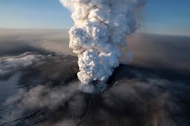 A rare volcanic eruption occurred near reykjavik, iceland, on friday evening. Iceland Volcano Eruption Isn T Imminent Despite Wild Headlines