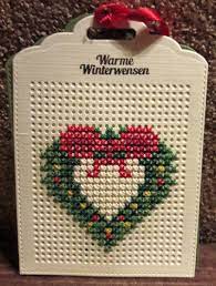 If you want to really get crafty, you can make your entire tree cross stitch themed. Mooi Hart Cross Stitch Christmas Ornaments Cross Stitch Christmas Cards Wedding Cross Stitch Patterns