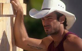 With aarón díaz, ana lorena sánchez, kimberly dos ramos, gonzalo garcia vivanco. 10 Reasons To Watch Tierra De Reyes Cactus Pop