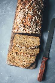Saftiges Dinkelvollkornbrot Mit Mohren Und Sonnenblumenkernen In 2020 Dinkelvollkornbrot Rezept Dinkelvollkornbrot Rezepte