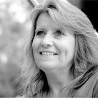 Candace Bott's Instagram, Twitter & Facebook