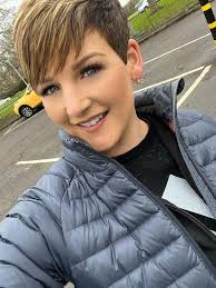 Cardinals as favorite birds in Country Corner