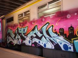 Pin By Liz Lawson On Graffiti On Trains Graffiti Art Graffiti Train Graffiti