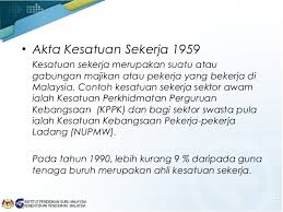 Di atas ialah contoh ayat tunggal yang telah digabungkan subjek dan predikat menjadi binaan ayat. Topik 10 Cabaran Profesionalism Keguruan