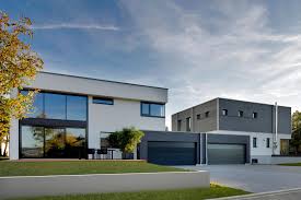 Gemäß den flachdachrichtlinien soll bei flachdächern die neigung mindestens 2 %, besser noch 5. Haus Nilles Flachdach Garage C Baufritz Gmbh Co