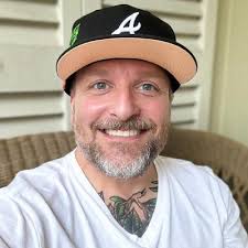 Daniel Souter (@RealDanSouter)