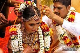 Pin By Kreative Quest On The Great Indian Wedding Traditional Indian Wedding Indian Wedding Pictures Indian Wedding Photography