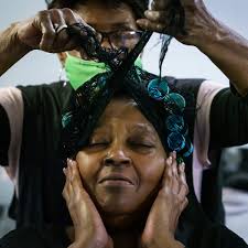Earnestine Tarrant's South Dallas beauty salon