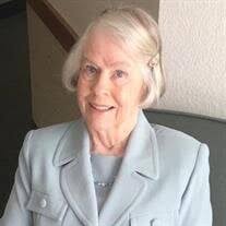 Doris Fritz's Instagram, Twitter & Facebook