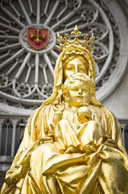 Statue of Mother Mary in Gold Gown ...