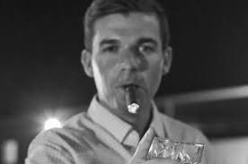 Join us for a chill night! Subday funday with cigars and cocktails.🍸🎶  First floor bar open for tapas and drinks! Happy hour 6-8!