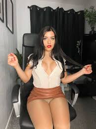 uLilyLovesFitness: Lily Fiore 🇮🇹 on Reddxxx | the NSFW Browser