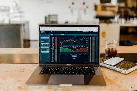 When bitcoin was first traded, some degree of tech knowledge was required, but those days are long gone. Trading Bitcoin For Beginners Start Trading Within An Hour By Lucien Lecarme The Startup Medium