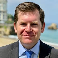 Matt Leach's Instagram, Twitter & Facebook