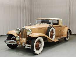 This 1931 Cord Front Drive Is A Good Older Restoration With Aged Cosmetics Finished In Beige With Light Brown Acc Classic Cars Vintage Retro Cars Vintage Cars
