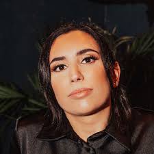 Alexis Cannon's Instagram, Twitter & Facebook