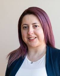 Laura Raine's Instagram, Twitter & Facebook