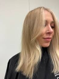 Experienced Hairdressing Apprentice Seeking New Salon Opportunity