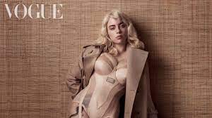 In true billie eilish style, the artist went with an oversized shirt and matching shorts for a performance, but this time, the graphics featured the initials of her name. Billie Eilish Poso Para Vogue En Ropa Interior Por Que Se Alejo De Su Estilo El Heraldo De Mexico