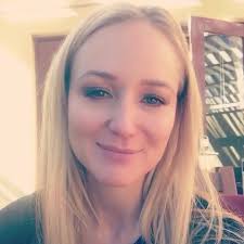 Have any of you been bopping along and suddenly you feel like you lost your  mojo and everything seems impossible? That happened to me ... again...  lol... life is cycles... but that’s why we keep ...