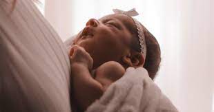 Pernahkah anda bermimpi menyusui bayi? 7 Arti Mimpi Punya Bayi Pertanda Baik Atau Buruk Popmama Com