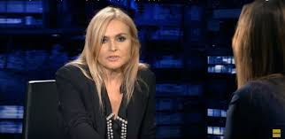 Poniżej znajdziesz poprawną odpowiedź na krzyżówkę monika dziennikarka kropka nad i, jeśli potrzebujesz dodatkowej pomocy w zakończeniu krzyżówki, kontynuuj nawigację i wypróbuj naszą funkcję wyszukiwania. Wpadka W Kropce Nad I Zaklopotanie Moniki Olejnik