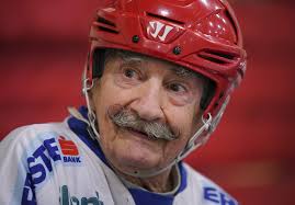 Mark Sertich, world's oldest hockey player, dies at 99 in Duluth