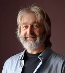 SOCIOLOGUE DE L'ACTION : ROBERT LAGRANGE ORGANISATEUR COMMUNAUTAIRE DANS  LES MOULINS