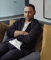 When ariana's debut album yours truly become no. Scooter Braun S Hit Factory Wsj